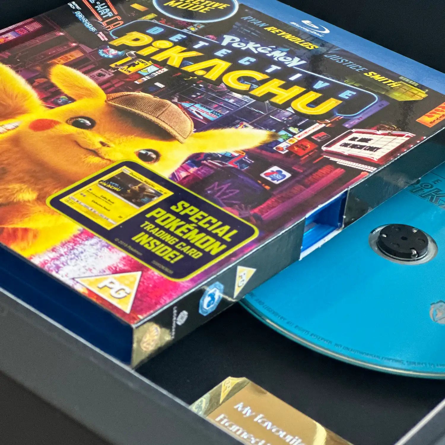 Pokemon Detective Pikachu blu-ray movie