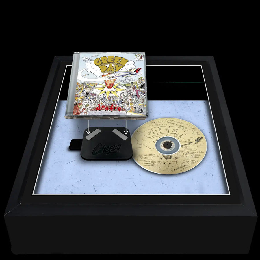 Green Day album framed CD. Dookie CD added to a frame alongside the disc