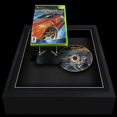 Original Xbox Magnetic Game Display Frame showing how the video game attaches to the frame alongside the disc.